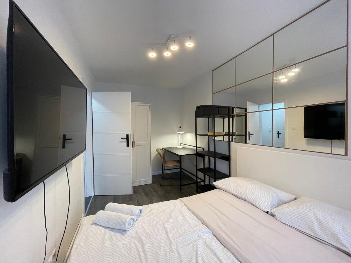 Appartement Cozy Apart - Self Check-In 24H à Wrocław Extérieur photo